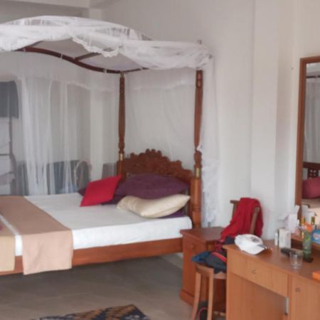 Coral Reef Guest Hotell Beruwala Exteriör bild