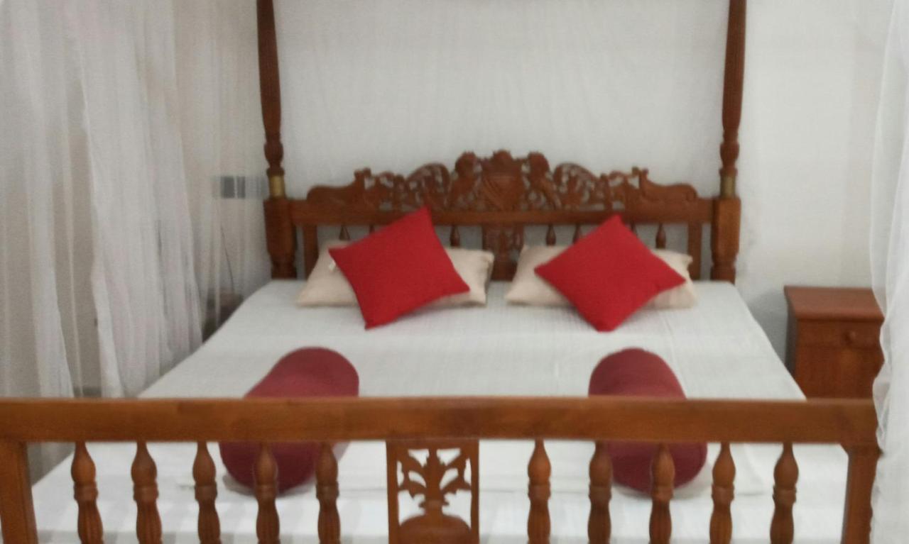Coral Reef Guest Hotell Beruwala Exteriör bild